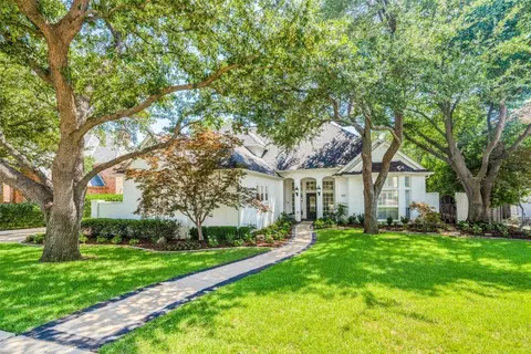 5320 Stone Falls Ln, Dallas, TX 75287