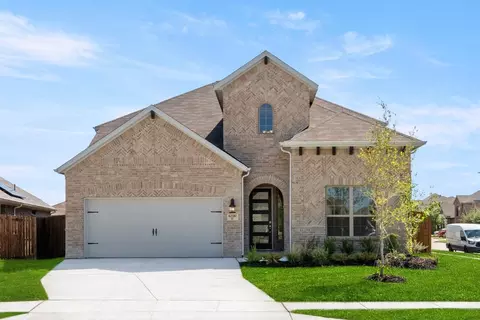 6100 Cobbetts Pond Ln, Fort Worth, TX 76179