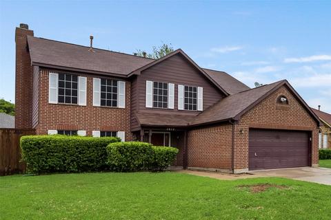 2872 Ironwood Dr, Grand Prairie, TX 75052