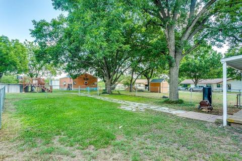 307 S Mark St, Perrin, TX 76486 photo 1