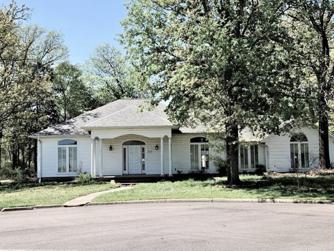119 Baker St, Mount Vernon, TX 75457