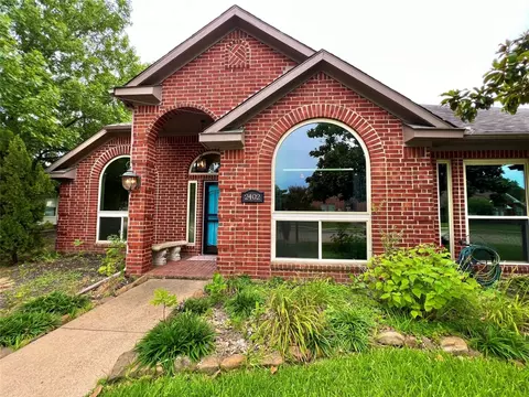 2402 Wellesly Rd, Rowlett, TX 75089
