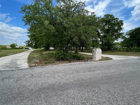 4801 Pleasant Ct, Granbury, TX 76048