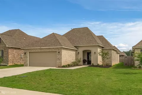 217 Pilatus Dr, Shreveport, LA 71106