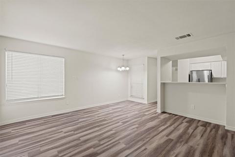 2311 Balsam Dr #H102, Arlington, TX 76006