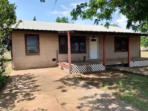 219 N Woods St, Bronte, TX 76933