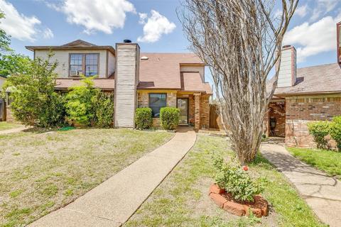 4440 Hulen W Cir, Fort Worth, TX 76133