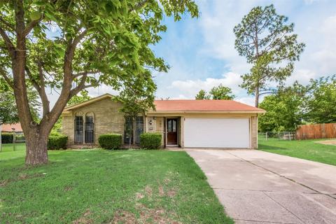 3404 Chatham Ct, Forest Hill, TX 76140