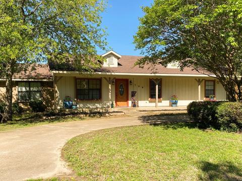 109 Ebony St, Van, TX 75790