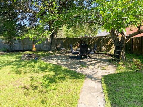 109 Ebony St, Van, TX 75790 photo 2