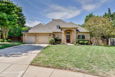 535 Austin Oaks Dr, Grapevine, TX 76051