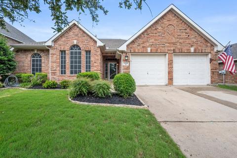 1303 Westridge Dr, Mansfield, TX 76063