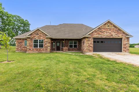 400 Hog Skin Rd, Sherman, TX 75090