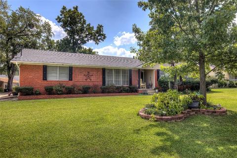 1100 Jefferson St E, Sulphur Springs, TX 75482