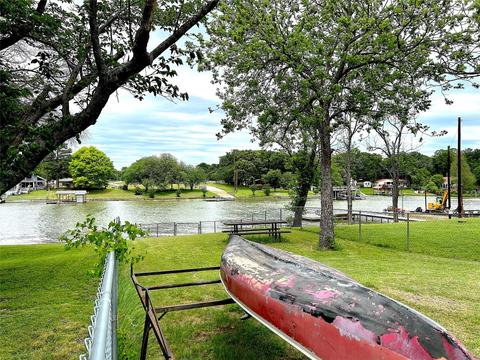 1221 Bora Bora St, Tool, TX 75143 photo 5