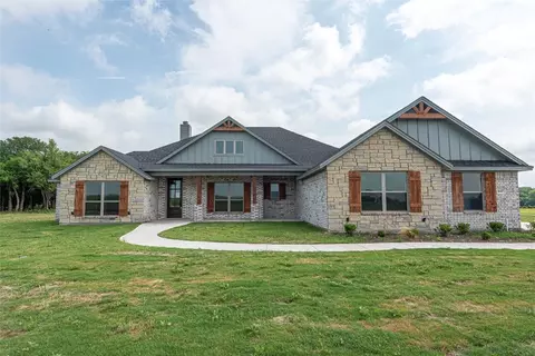 8687 Sari Strong Dr, Brock, TX 76087