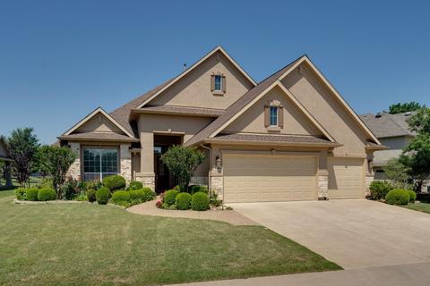 9104 Grandview Dr, Denton, TX 76207