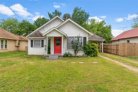 508 E Market St, Mabank, TX 75147