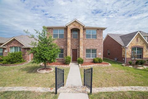 5848 Burgundy Rose Dr, Fort Worth, TX 76123