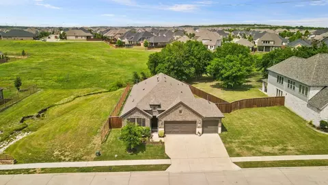 1612 Twistleaf Rd, Northlake, TX 76226