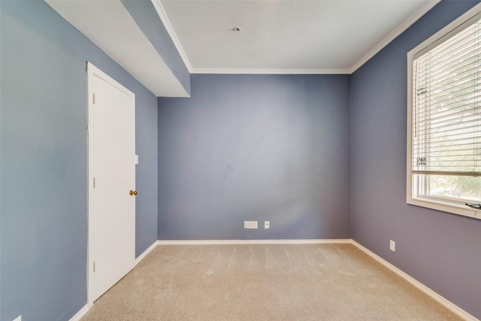  4040 Avondale Ave #311, Dallas, TX 75219 photo 6