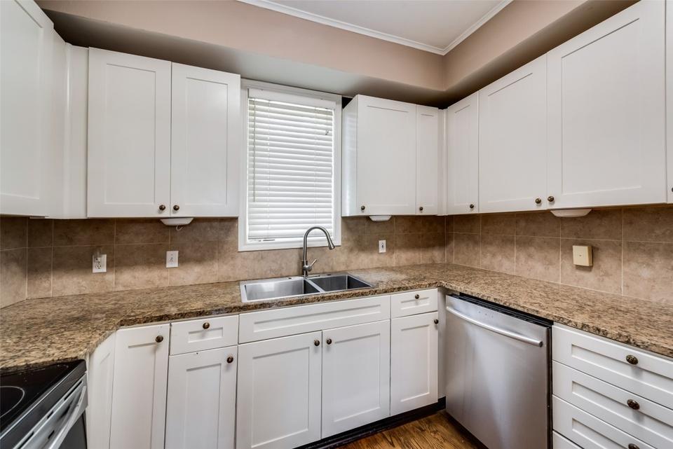  4040 Avondale Ave #311, Dallas, TX 75219 photo 13