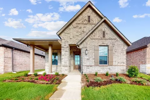 1533 Buckeye Trl, Garland, TX 75042