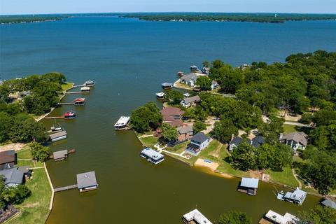 509 Villa Point Dr, Tool, TX 75143 photo 3
