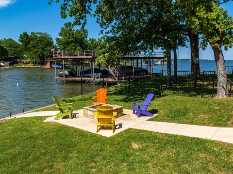 509 Villa Point Dr, Tool, TX 75143 photo 1