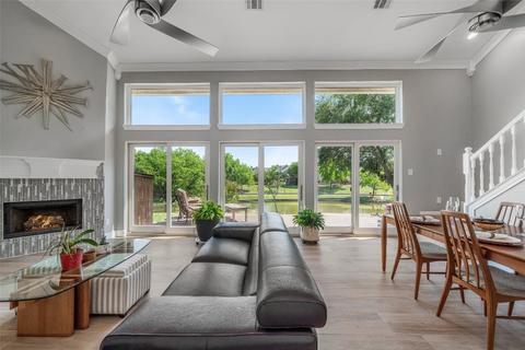 802 Canal St, Irving, TX 75063