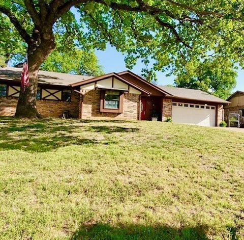 345 Shady Ln, Azle, TX 76020