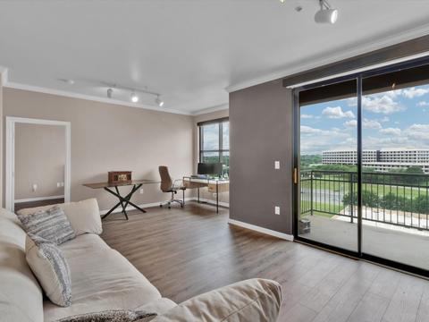 330 Las Colinas Blvd E #1118, Irving, TX 75039