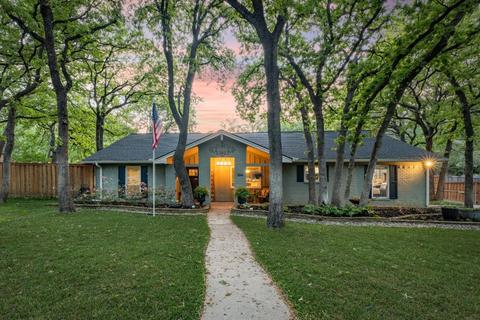 3904 Spring Hollow St, Colleyville, TX 76034
