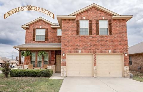 6501 Chalk River Dr, Fort Worth, TX 76179