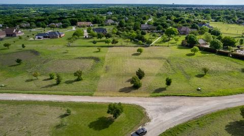 92 Country Ridge Ct, Melissa, TX 75454
