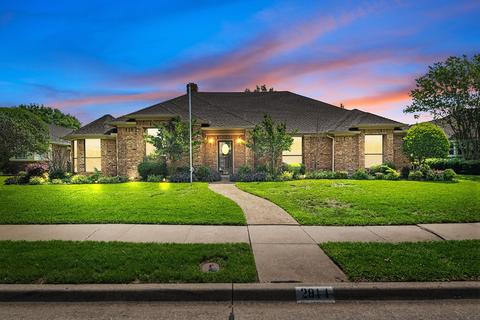 2814 Live Oak Dr, Rowlett, TX 75088