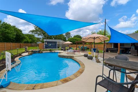 105 La Jolla St, Gun Barrel City, TX 75156