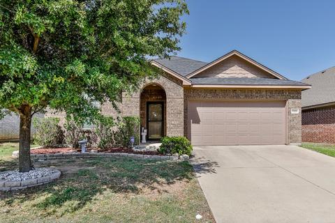 12224 Hunters Knoll Dr, Burleson, TX 76028