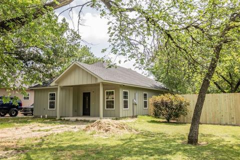 221 E Garritty St, Corsicana, TX 75110