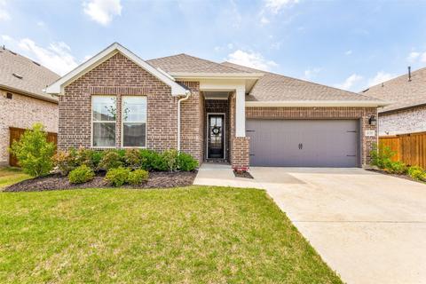 4125 Fox Trotter Dr, Aubrey, TX 76227