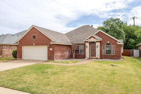 2510 Blue Holly Dr, Corinth, TX 76210