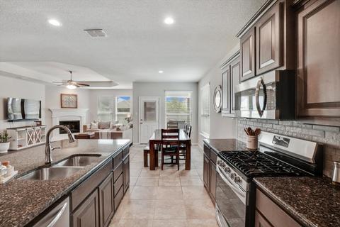 904 Falcon Rd, Argyle, TX 76226 photo 4