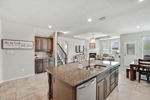 904 Falcon Rd, Argyle, TX 76226 photo 3