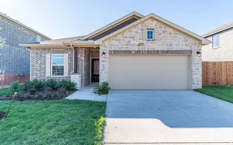 2072 Placerville St, Forney, TX 75126