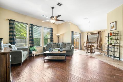 5708 Calf Creek Dr, Fort Worth, TX 76179