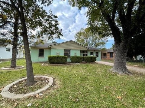4325 Harvey Dr, Mesquite, TX 75150