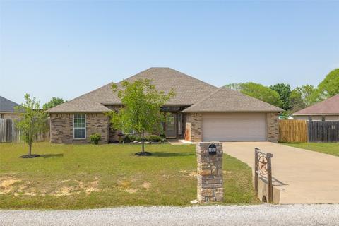 618 Parker Ln, Granbury, TX 76048