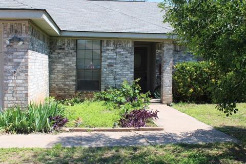 1318 Lawyers Ln, Abilene, TX 79602