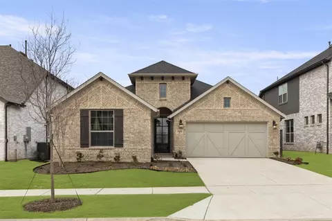 5101 Shadetree St, Aubrey, TX 76227