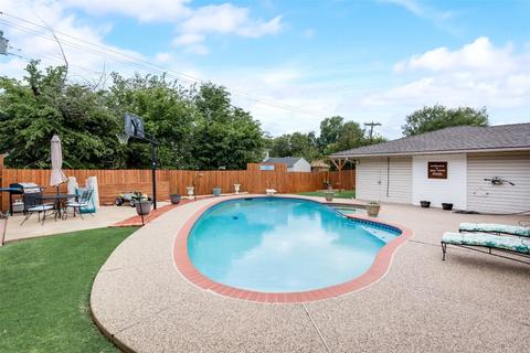 1610 Addington St, Irving, TX 75062